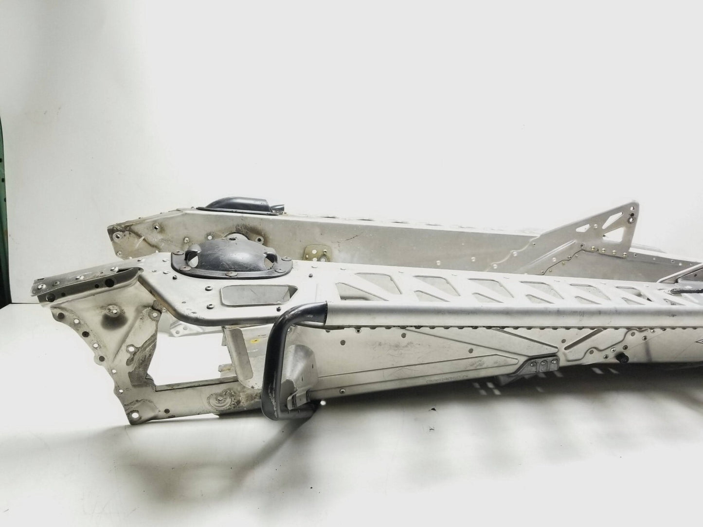 2016 - 2017 Arctic Cat Zr 8000 137" Frame Chassis Tunnel OEM