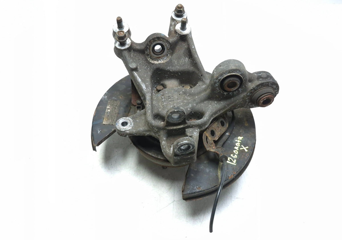 2012 Hyundai Sonata Rear Spindle Knuckle W/hub Left Driver Side OEM