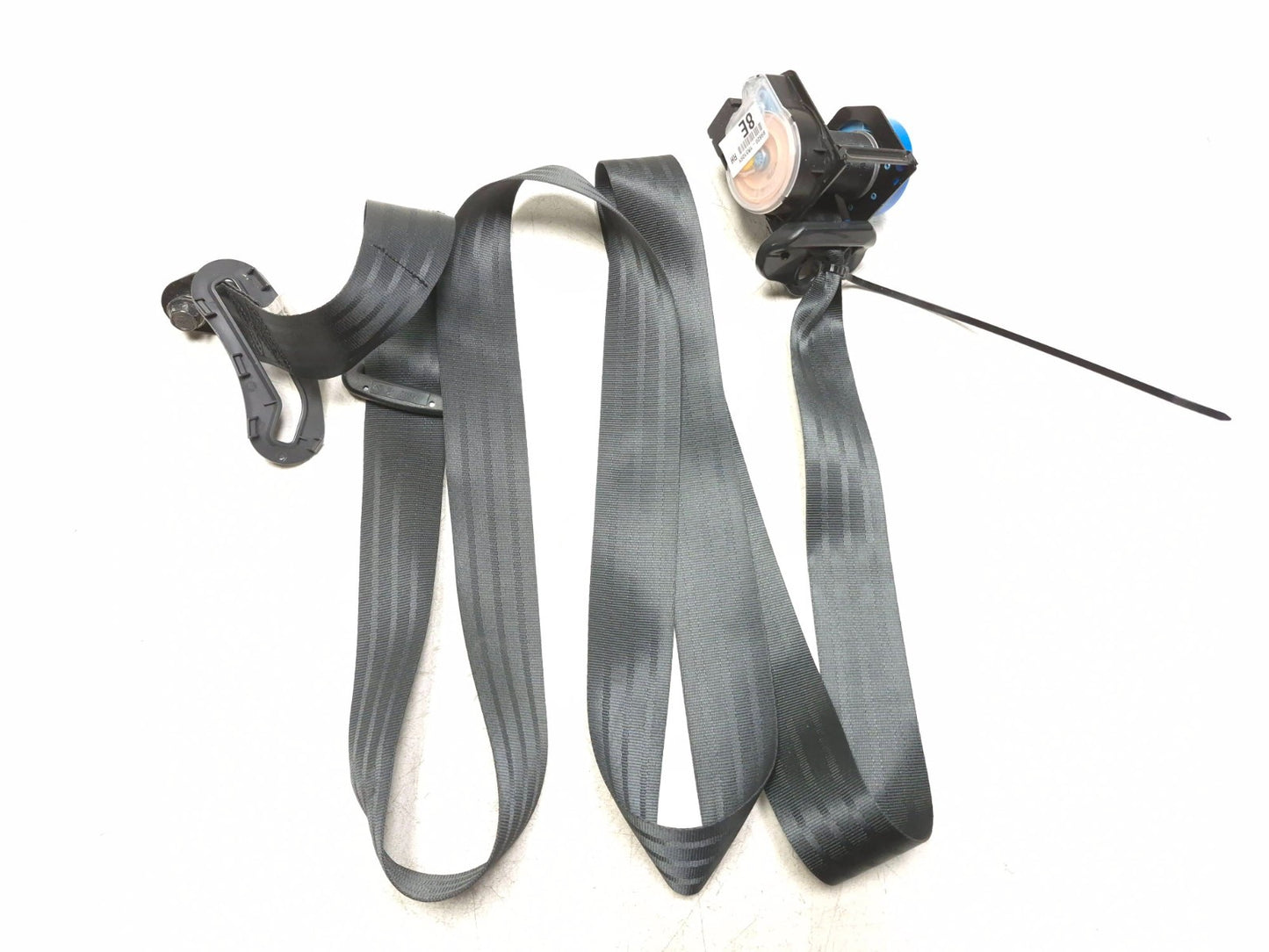 2014 Hyundai Accent Seat Belt Retractor Front And Rear 3pcs OEM