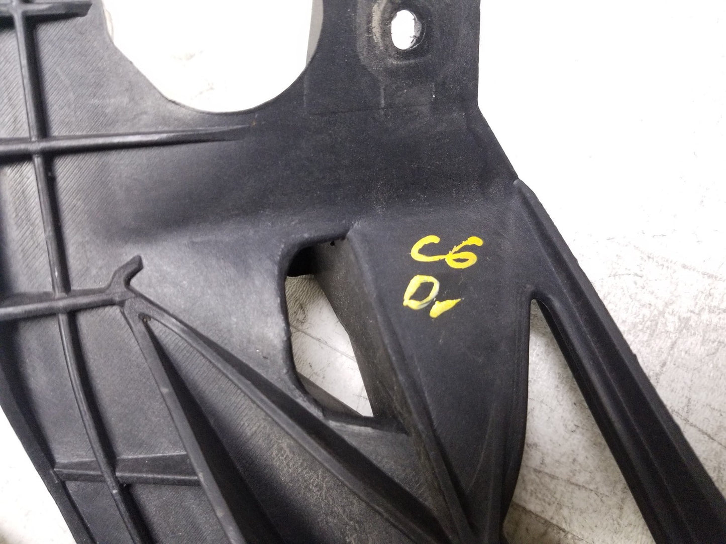 2011 - 2020 Dodge Grand Caravan Fender Support Bracket Left & Right OEM