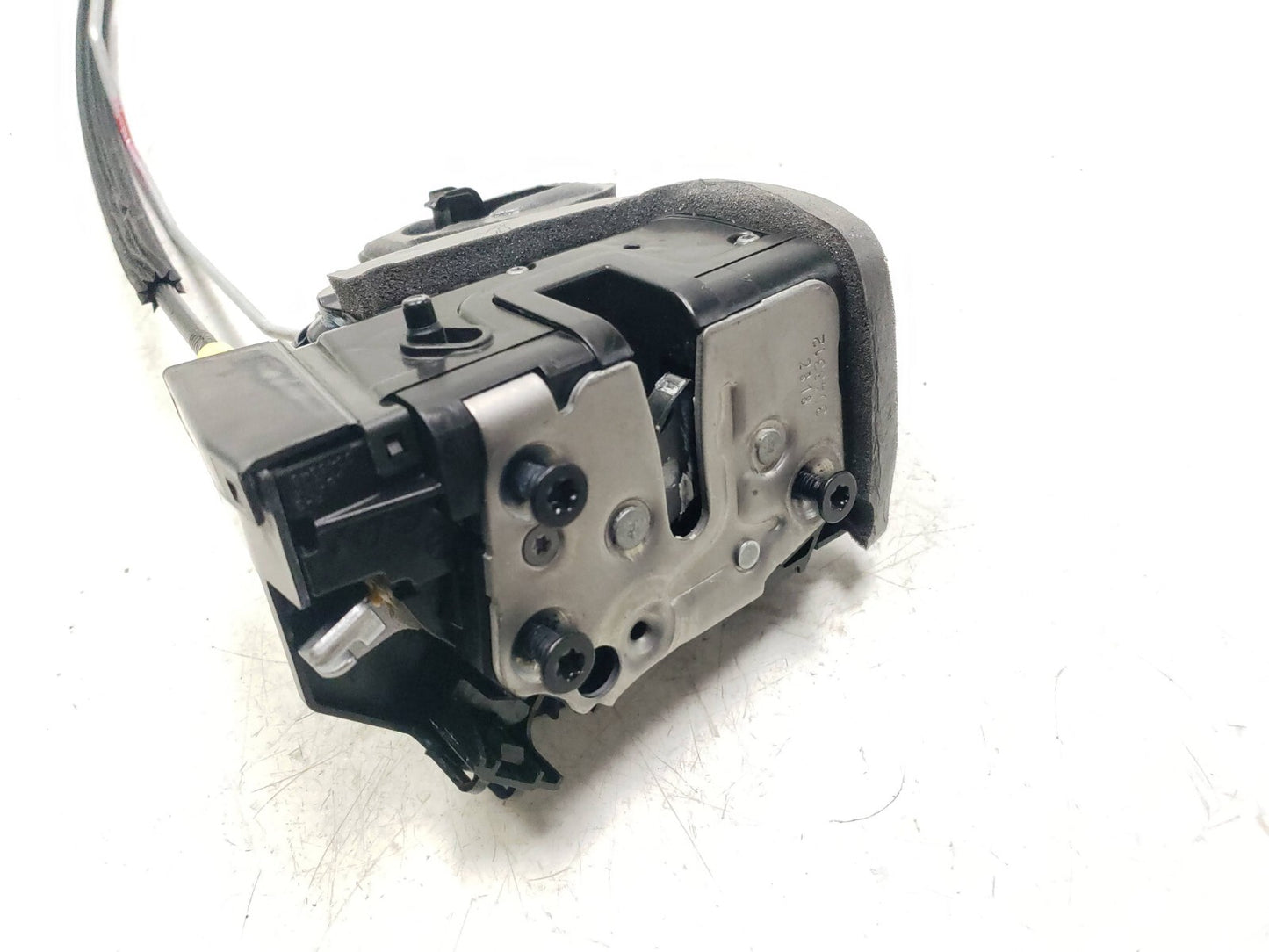 2022 Chevrolet Trailblazer Rear Door Lock Actuator Passenger Side Right OEM