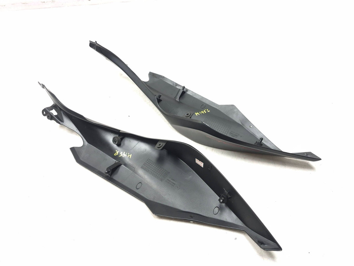 2019 - 2022 Kawasaki Er400 Z400 Tail Side Fairing Left & Right OEM