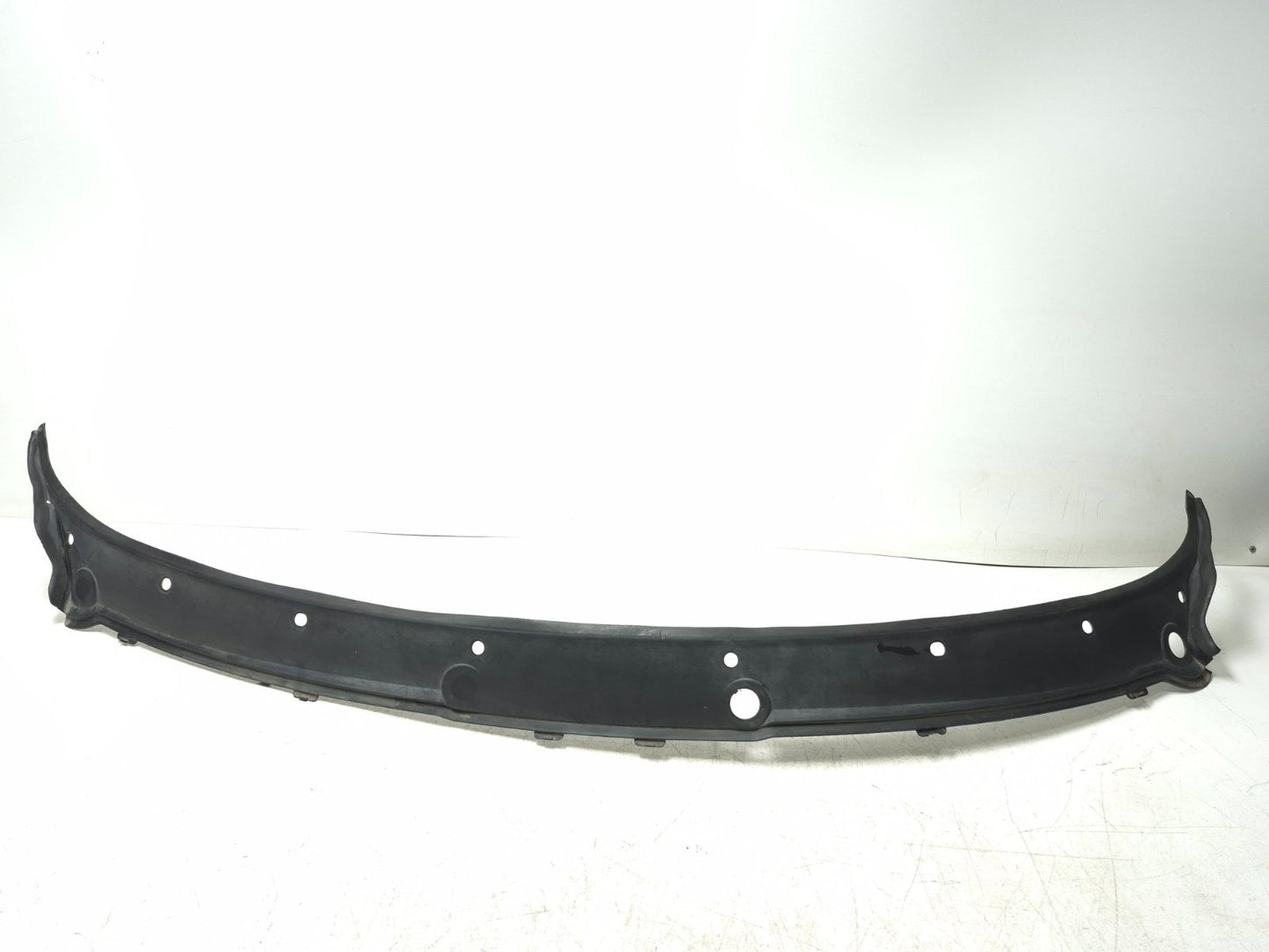 2008 BMW X6 E71 Windshield Wiper Cover Vent Cowl Grille Panel OEM