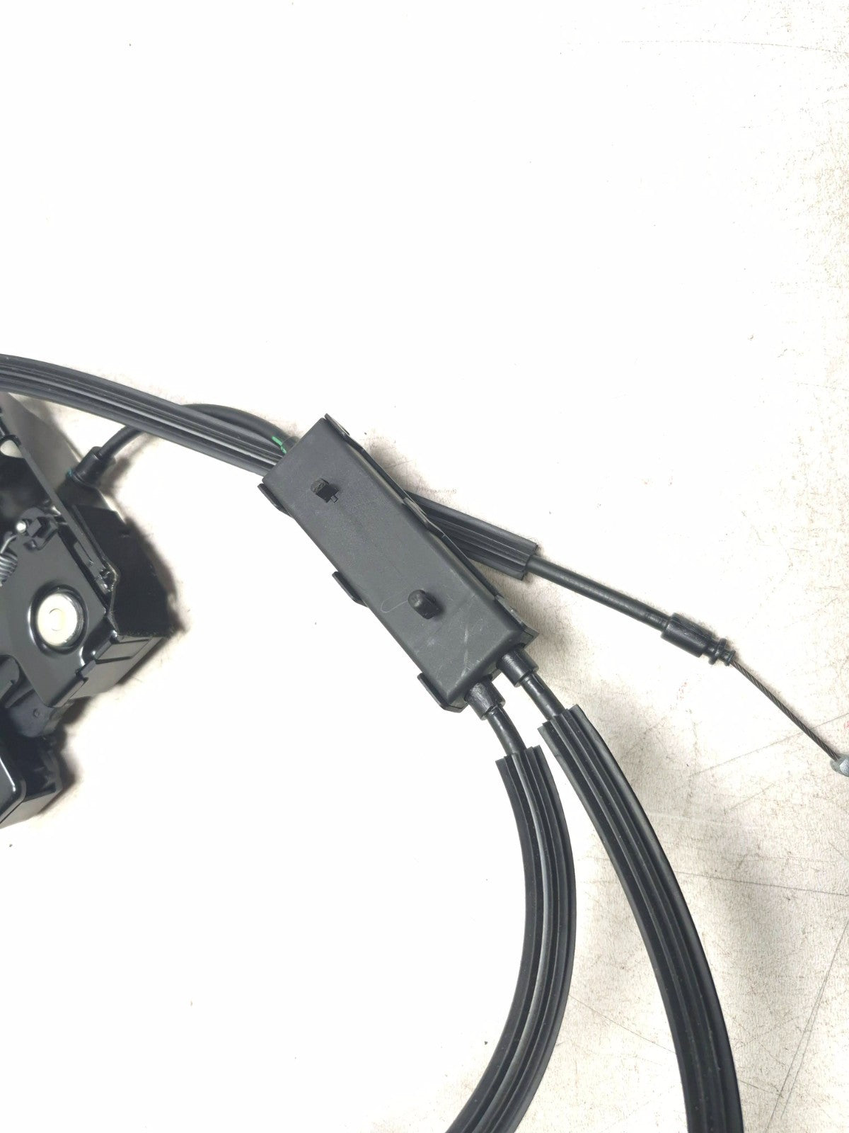 2024 Alfa Romeo Stelvio Rear Seat Down Fold Lock Passenger Side Right OEM