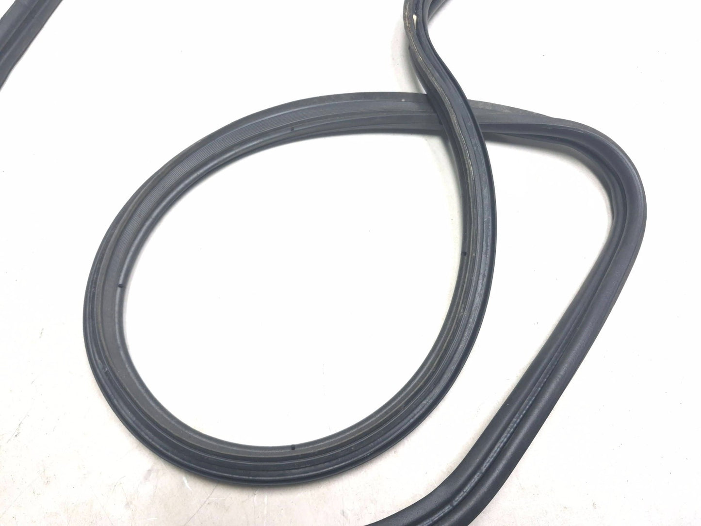 2008 Acura Tl Trunk Lid Weatherstrip Seal OEM