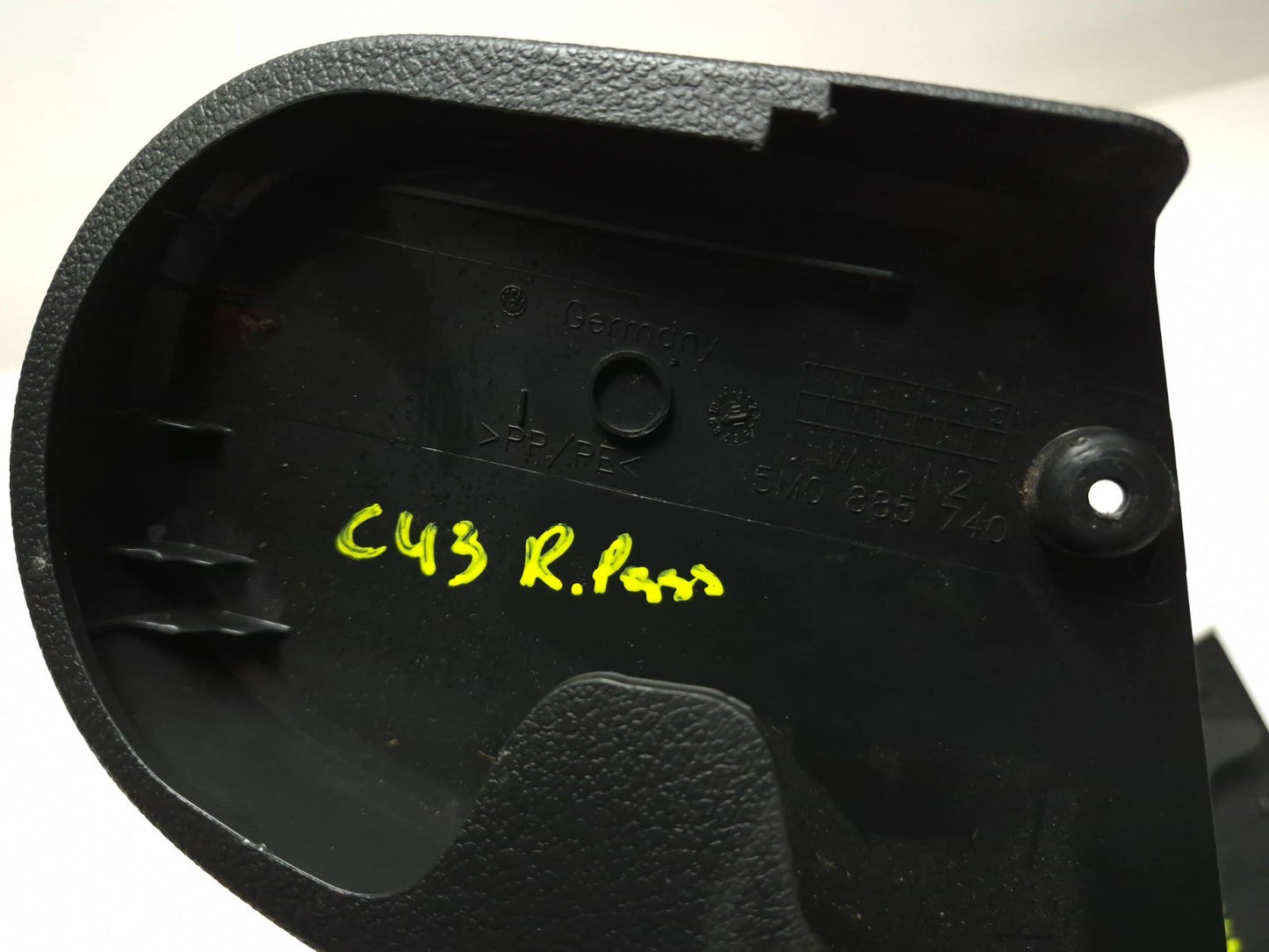 2011 Volkswagen Tiguan Rear Seat Side Cap Trim Passenger Side Right OEM