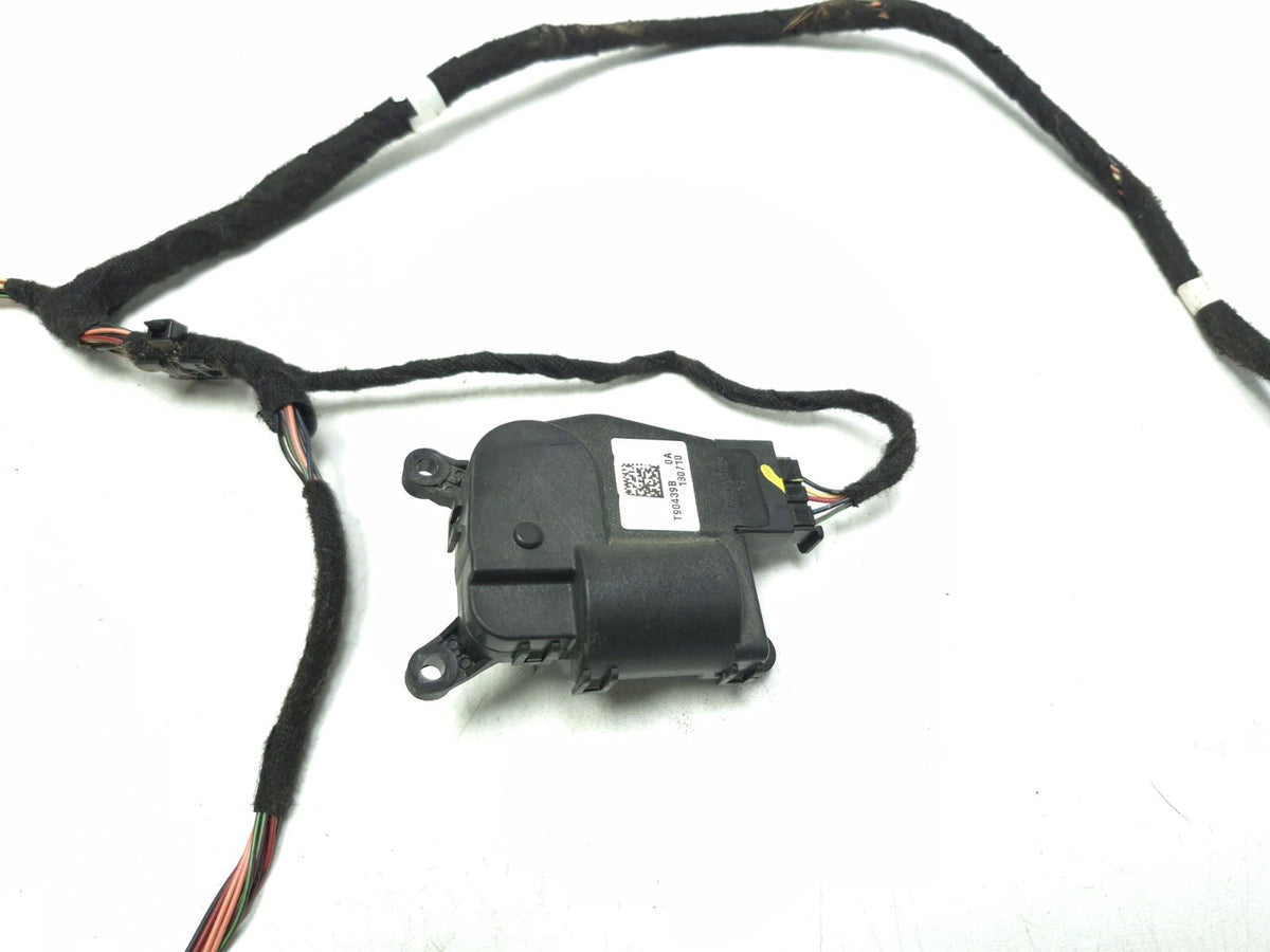 2018 Tesla Model 3 Y HVAC Heater Wire Harness & Flap Door Actuators OEM