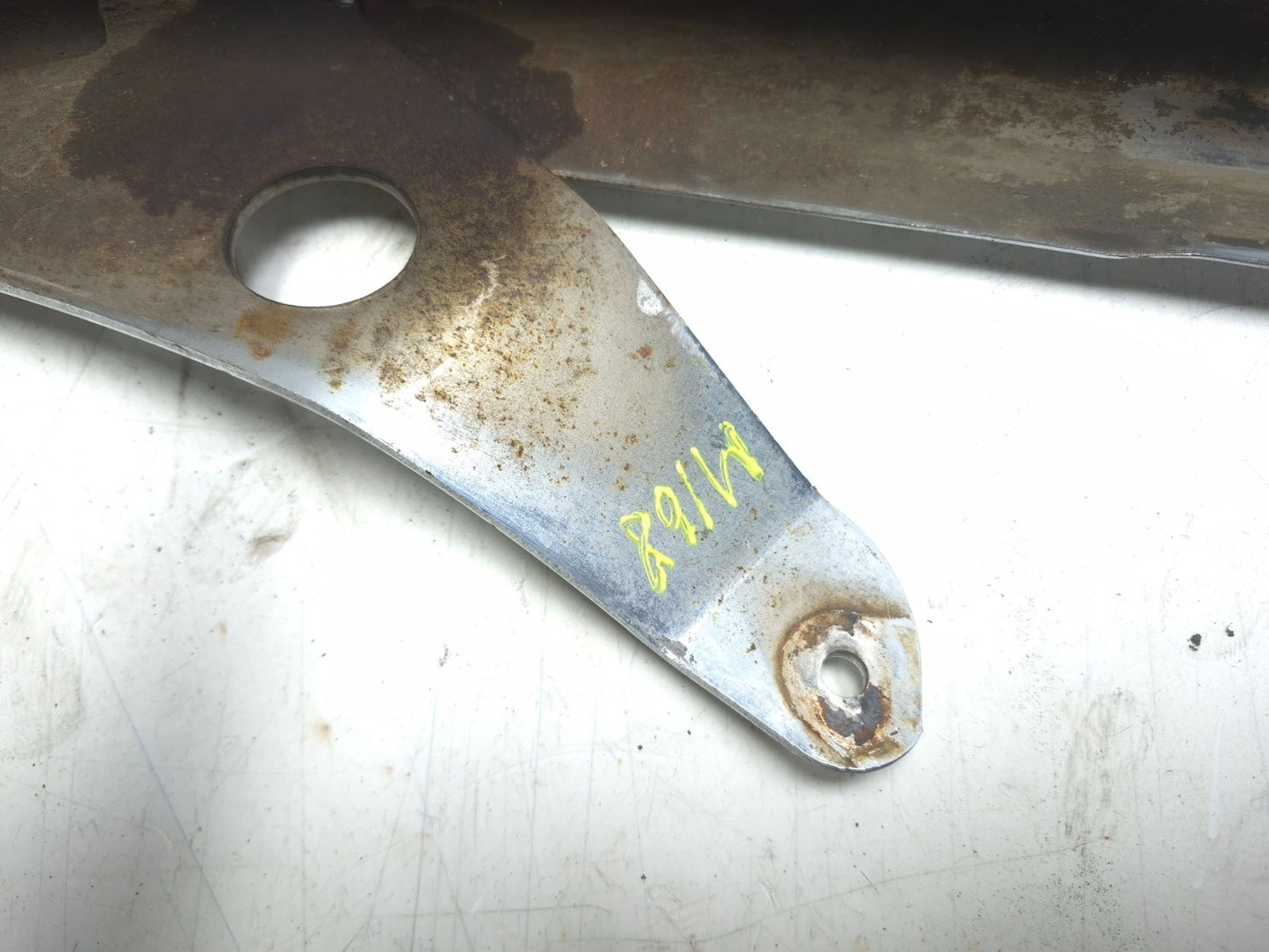 1991 Kawasaki Vulcan 500 En500 Rear Belt Cover Guard OEM