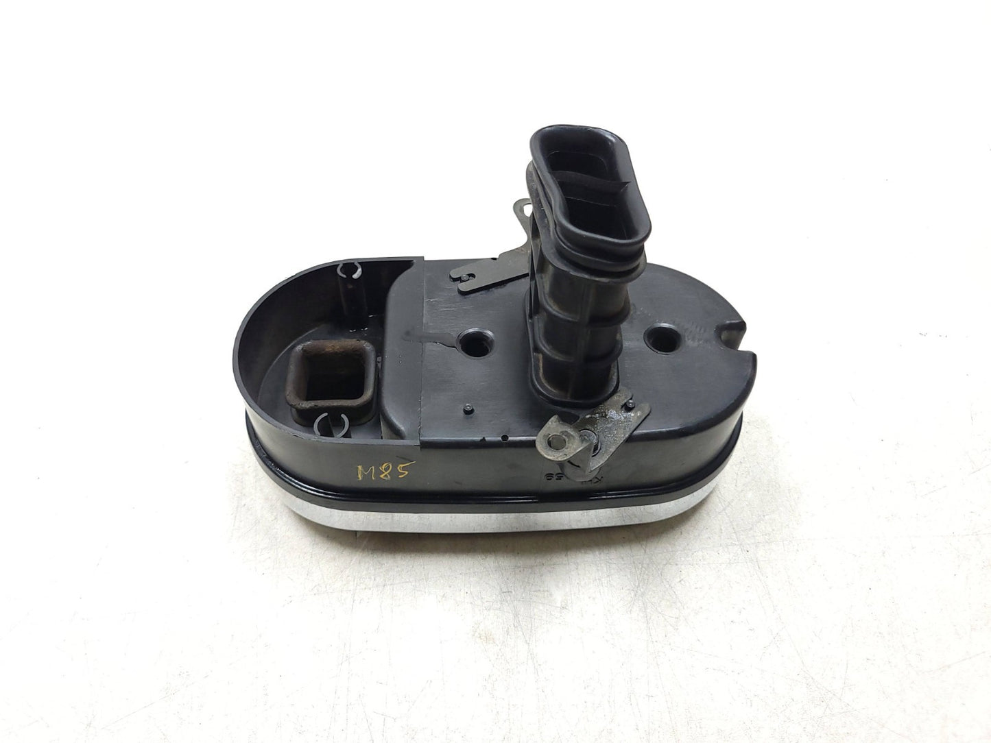 1986 Kawasaki Vulcan 750 Vn750 Left & Right Air Filter Housing Pair OEM