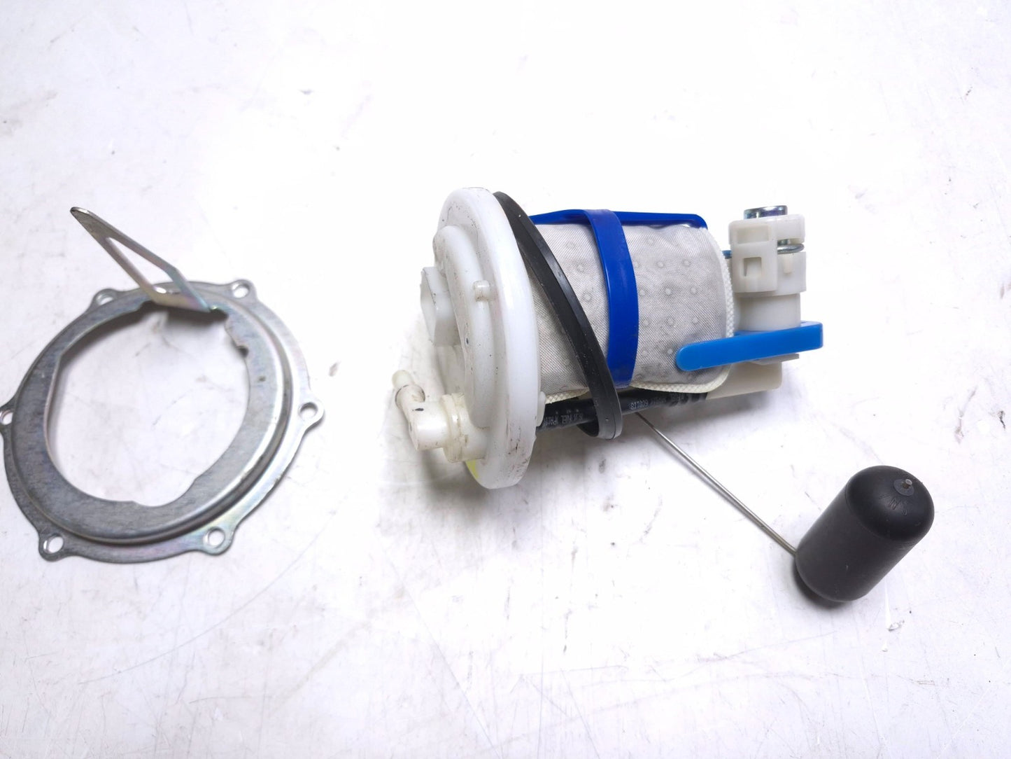 2016 Yamaha Yzf R3 Fuel Pump OEM