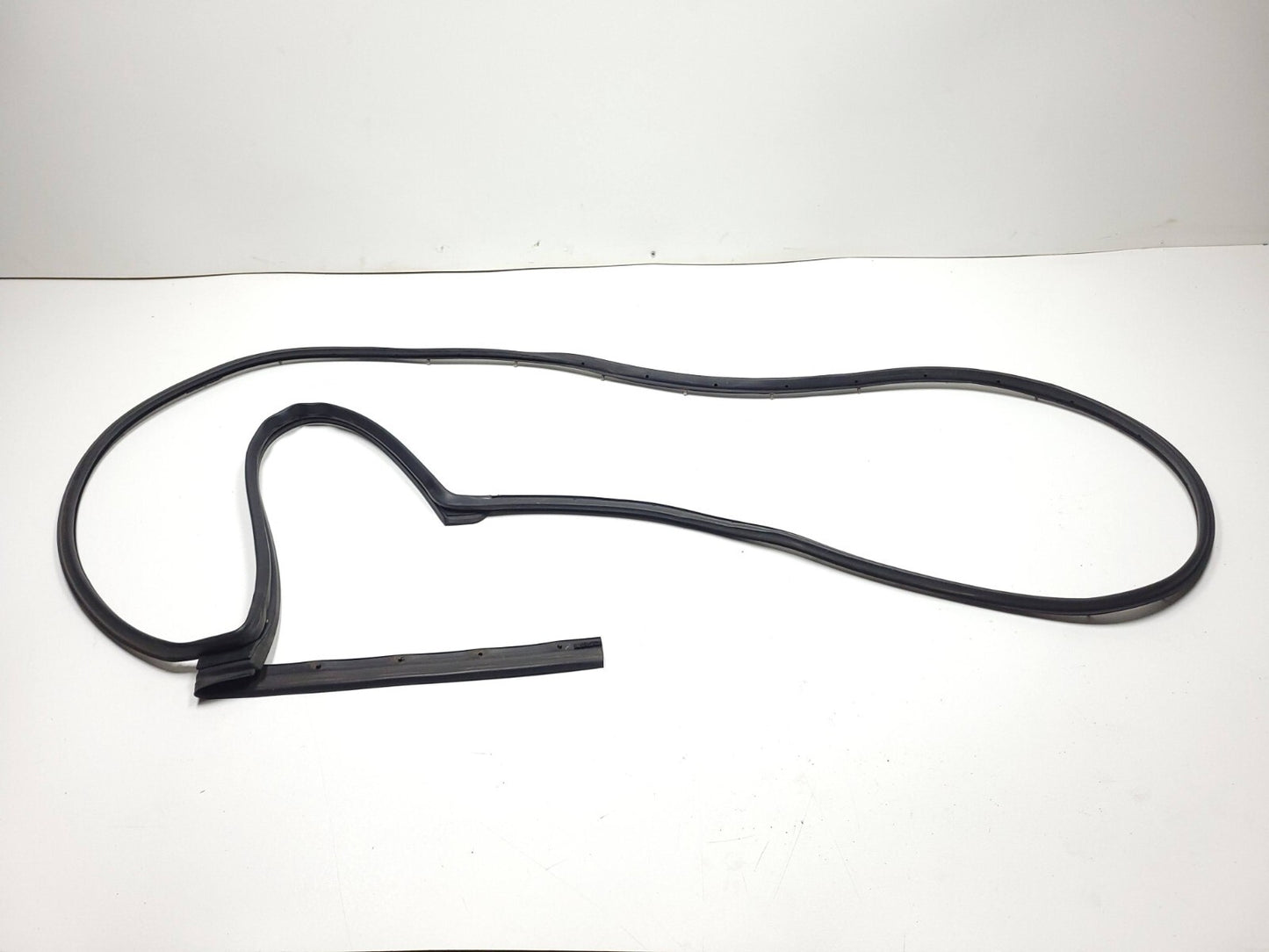 2007 - 2015 Mazda Cx-9 Door Weatherstrip Seal Rear Driver Side Left 2pcs OEM