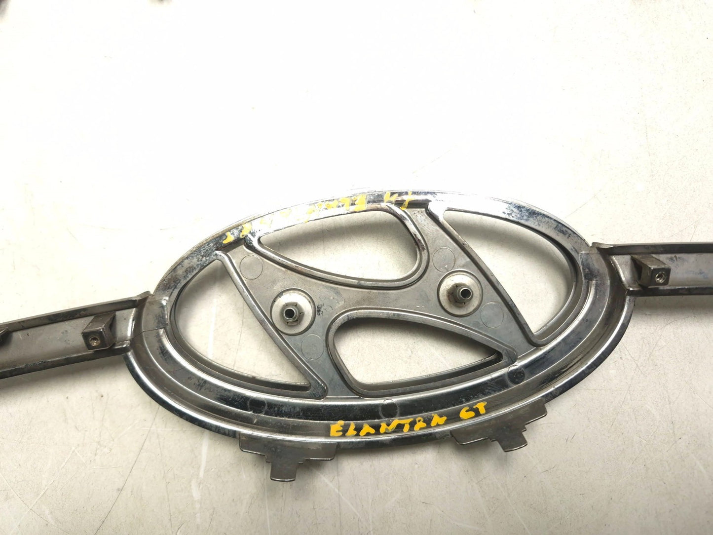 2014 Hyundai Elantra Gt Front Bumper Grille Molding Pair OEM