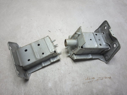 2012 Nissan Leaf Front Bumper Reinforcement Support Bracket Pair OEM