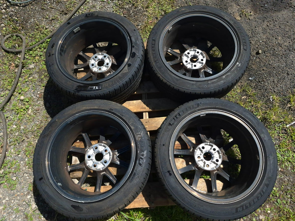 2019 Tesla Model 3 Wheel Rim W/tire Michelin 235/45/r18 18x8.5j 5.8/32 4 Pcs OEM