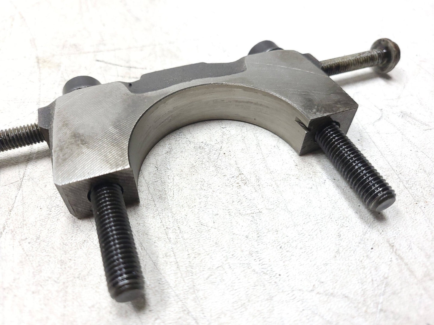 2009 - 2012 Audi A4 Quattro Crankshaft Bearing Cap Bracket 5pcs  2.0t OEM