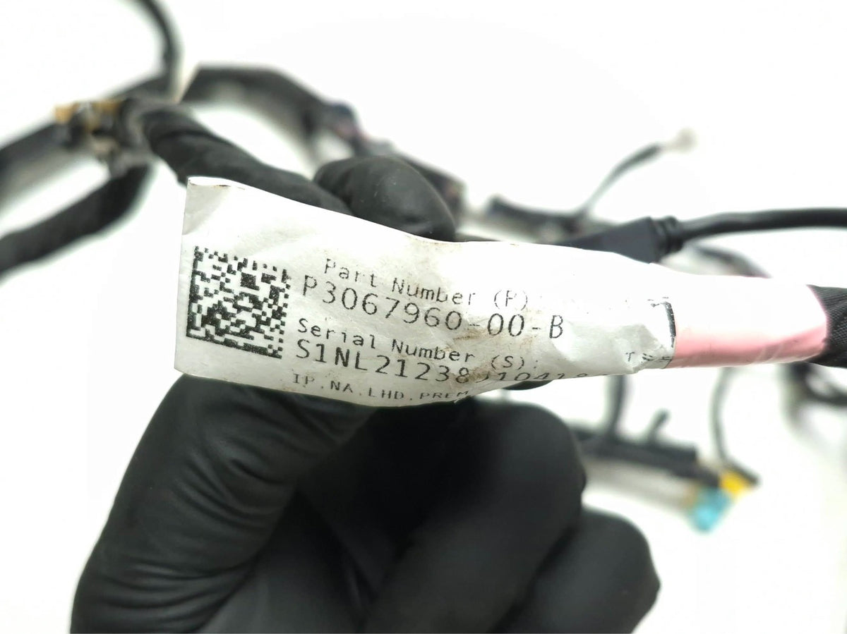 2021 Tesla Model 3 Y Dashboard Wiring Harness 3067960-00-b OEM