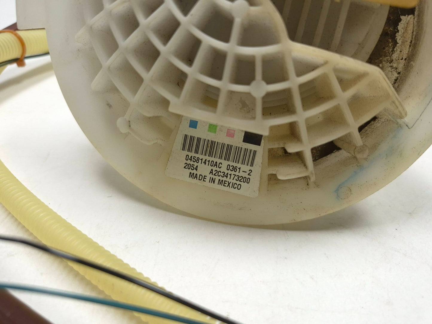 2015 Dodge Challenger Fuel Pump Assembly OEM