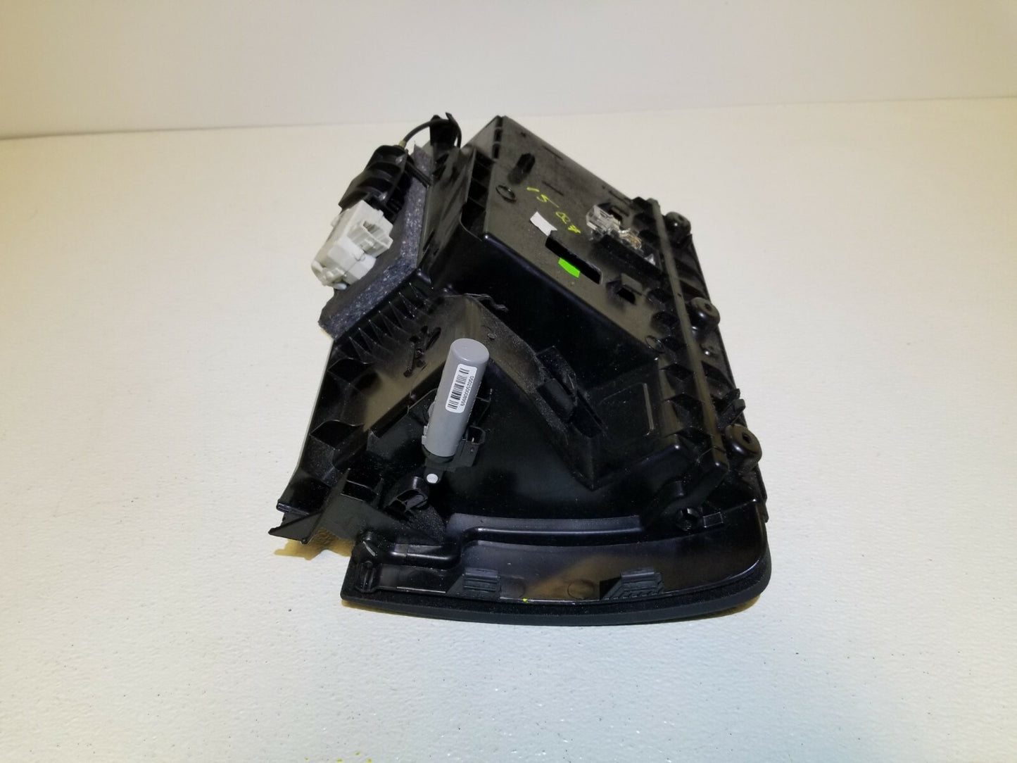2015 Audi Q7 Compartment Storage Glove Box OEM