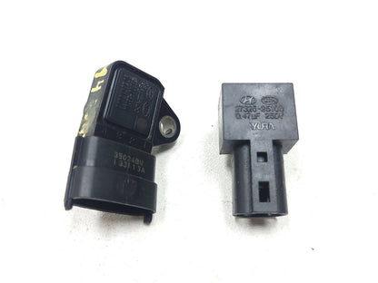 14 15 16 Kia Forte Engine Sensor Temp Knock Vvt Crank/camshaft Sensor OEM 27k