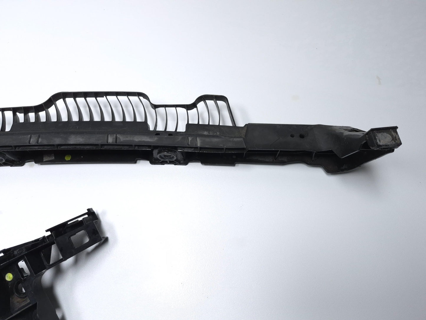 2015 Volkswagen Golf Rear Bumper Mount Bracket 4pcs OEM