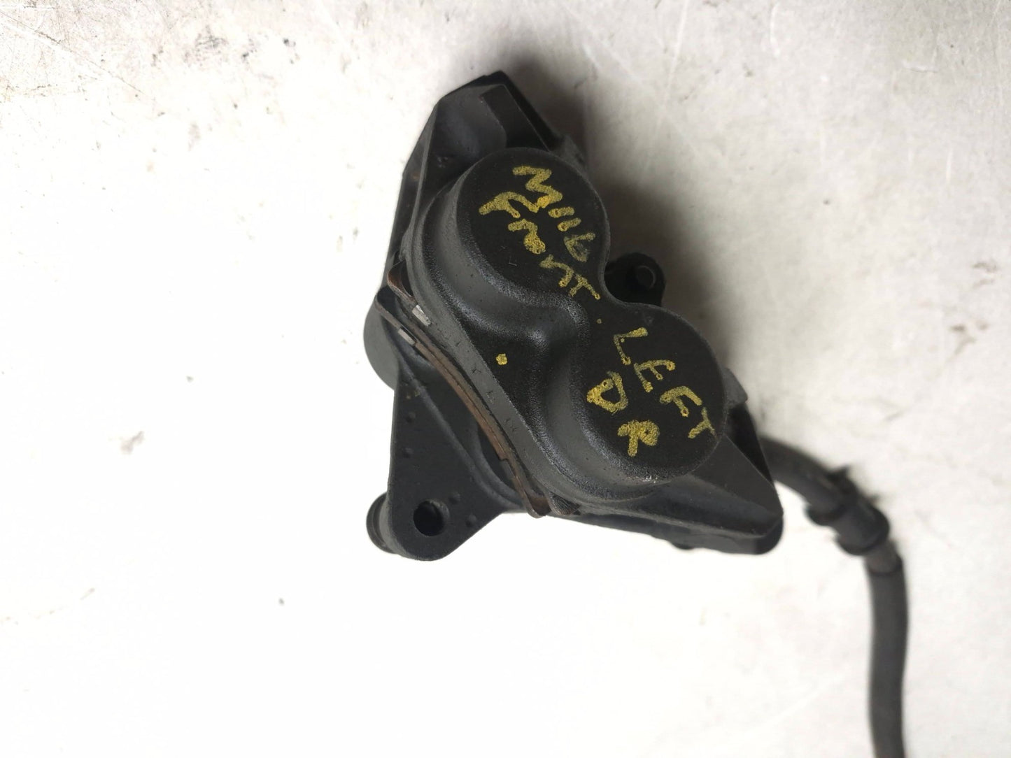 2002 Yamaha Yzf-r6 Front Left & Right Brake Caliper Pair OEM