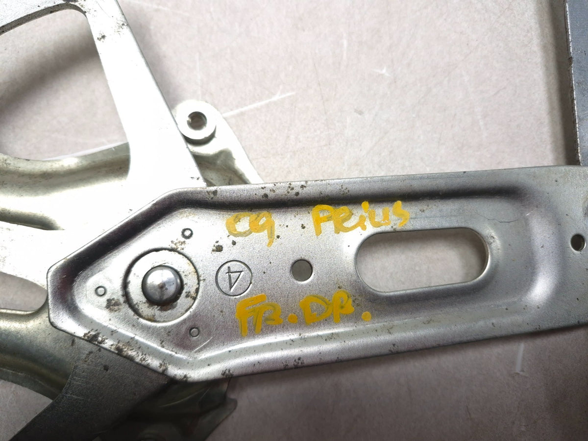 2009 Toyota Prius Front Window Regulator & Motor Driver Side Left OEM