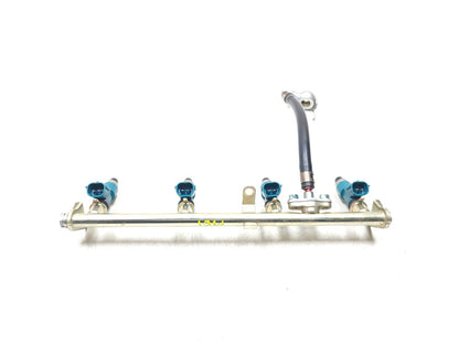 2004 - 2007 Honda Cbr1000rr Fuel Rail & Injectors W/ Hose OEM