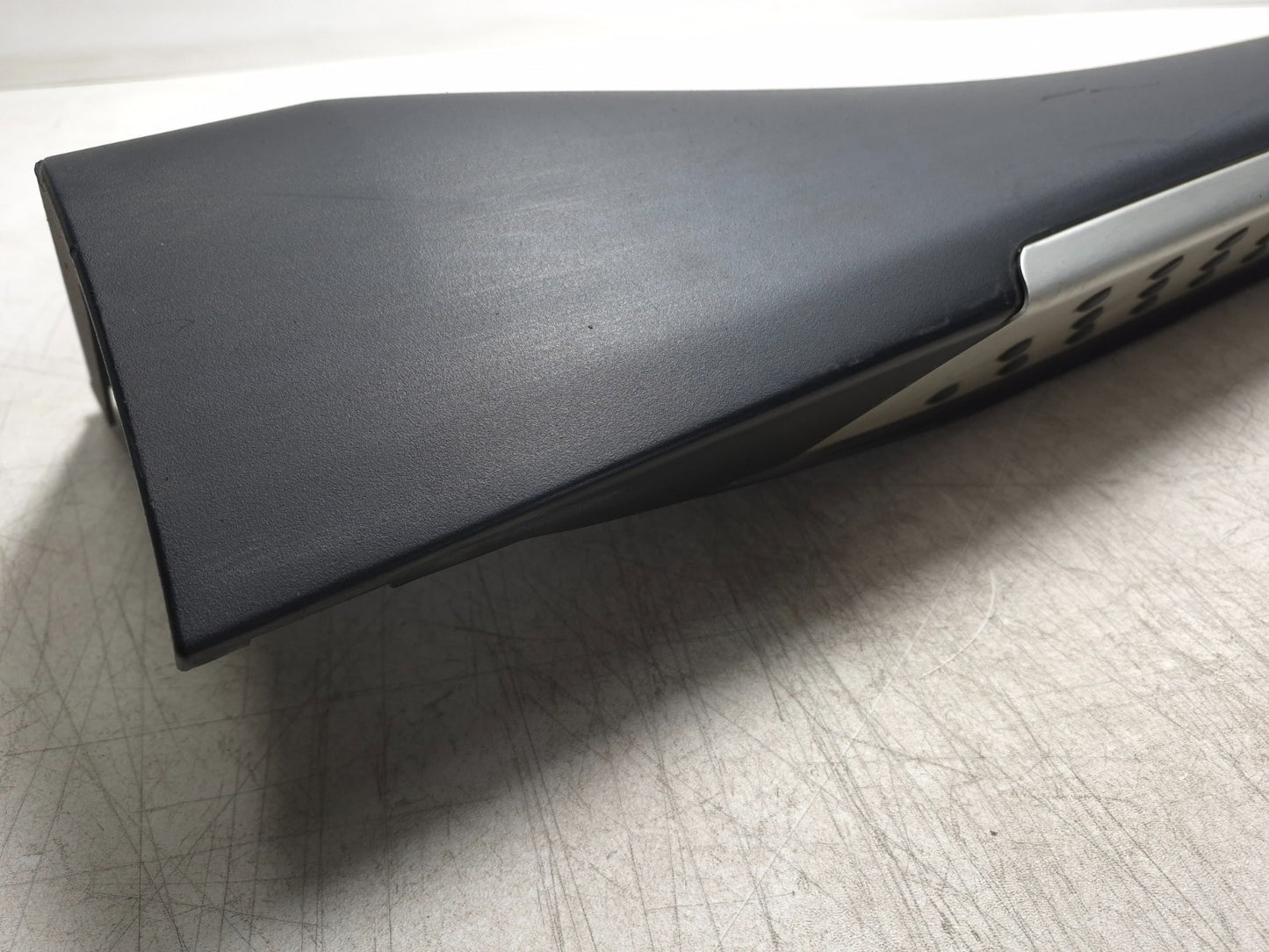 BMW X6 Rocker Panel Skirt Molding Driver Side Left  OEM