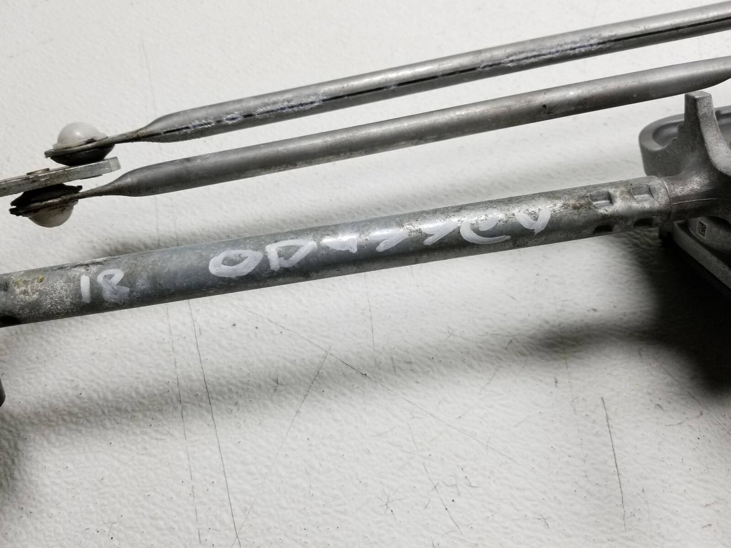 18 19 20 21 22 Honda Odyssey Windshield Wiper Motor W/ Linkage OEM