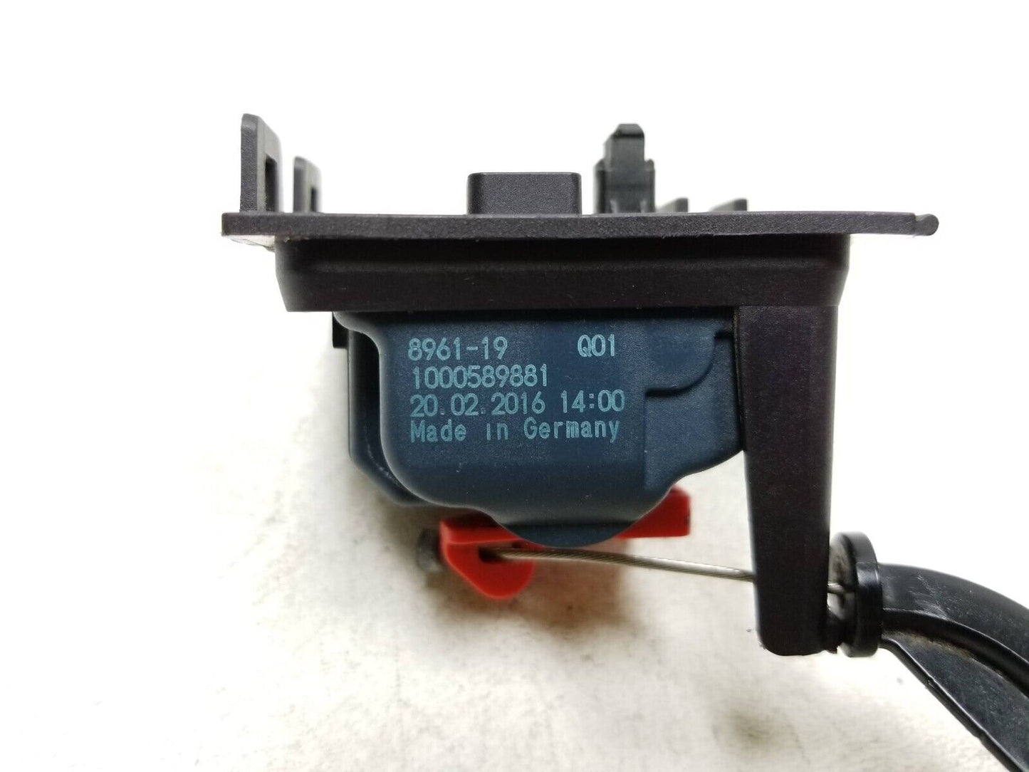 2016 - 2022 Dodge Durango Fuel Filler Door Lid Lock Actuator W/ Cable OEM