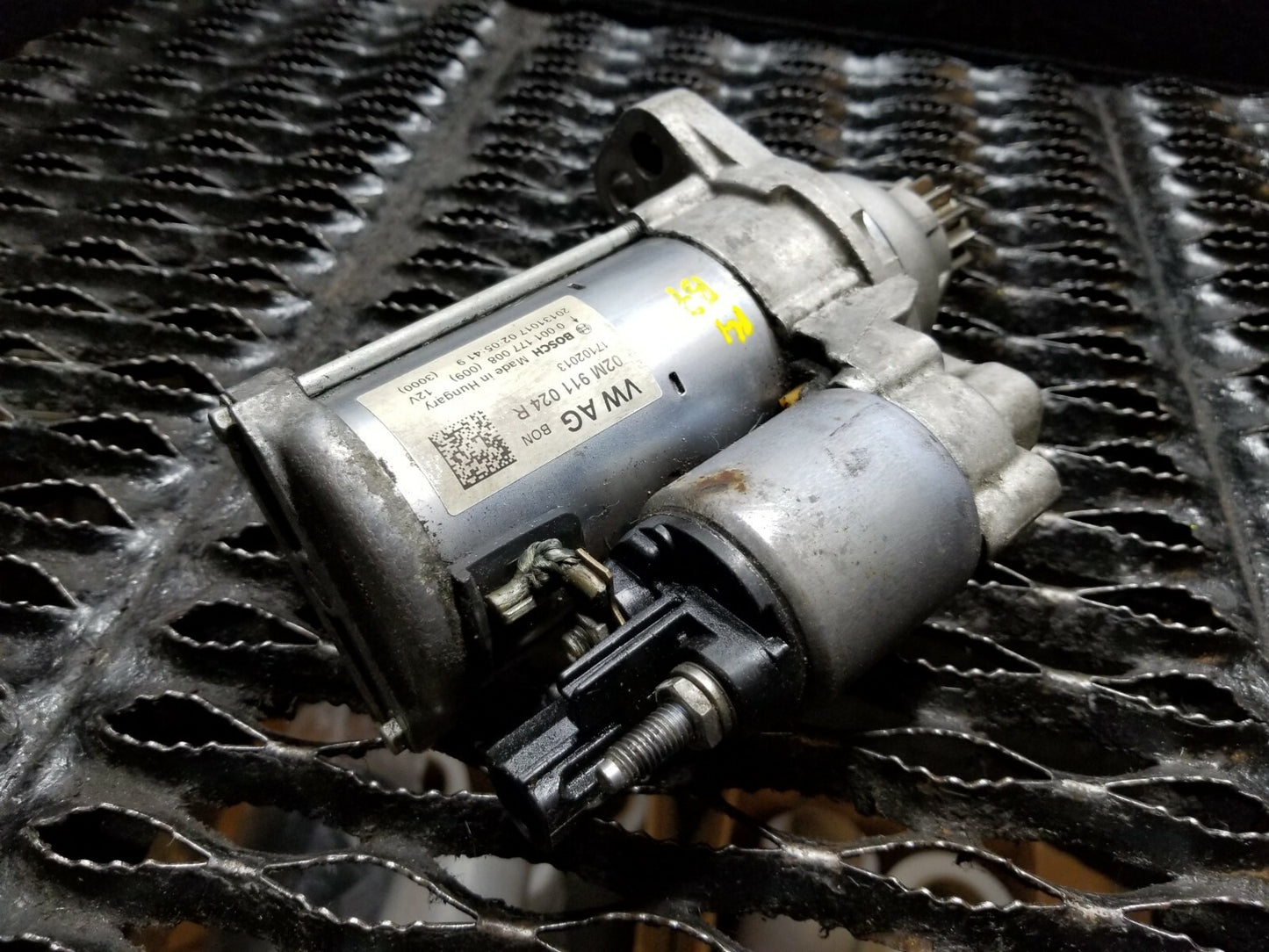 2014 Volkswagen Passat Starter Motor OEM