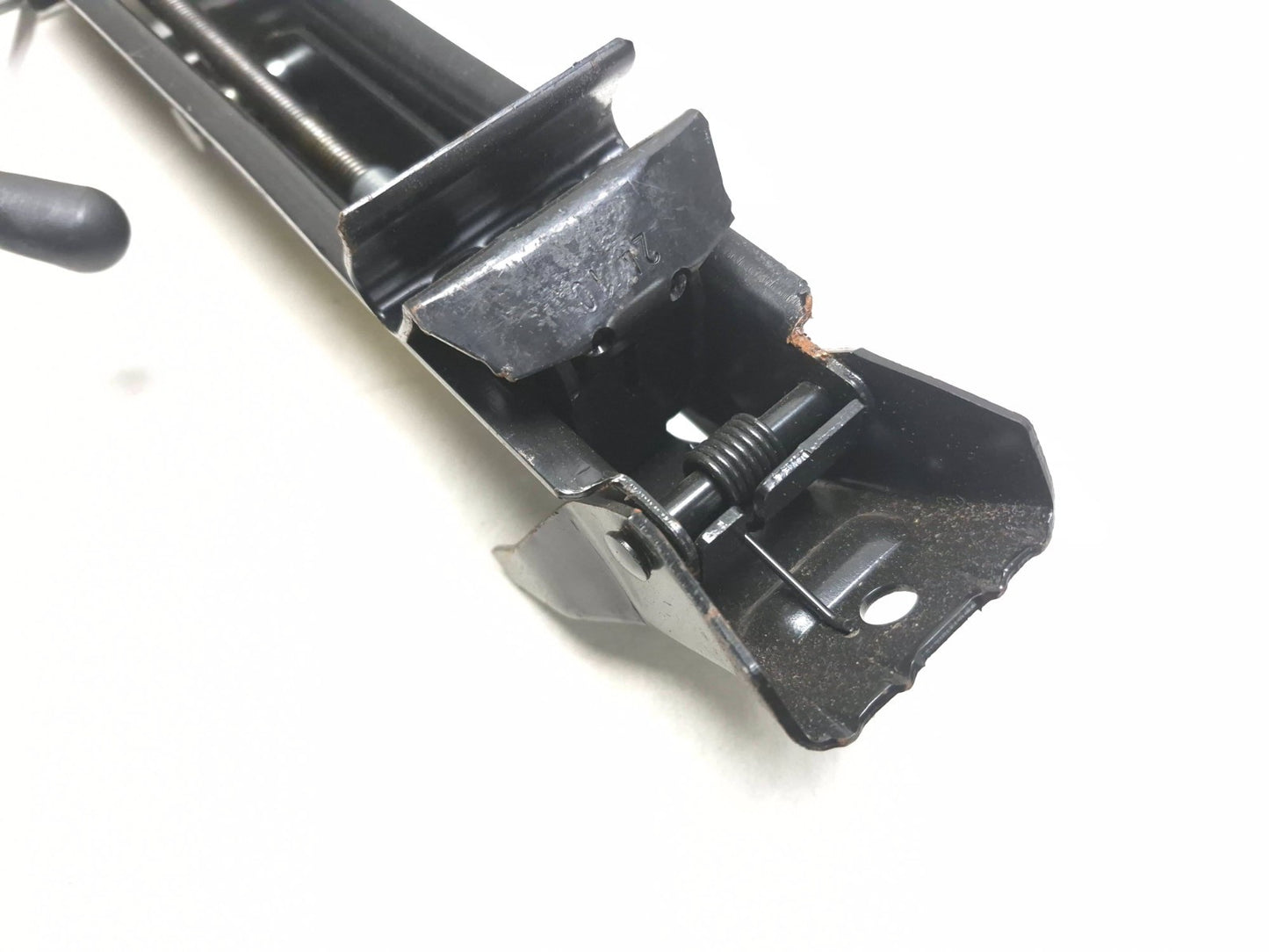 2011 Volkswagen Tiguan Spare Scissor Jack  OEM