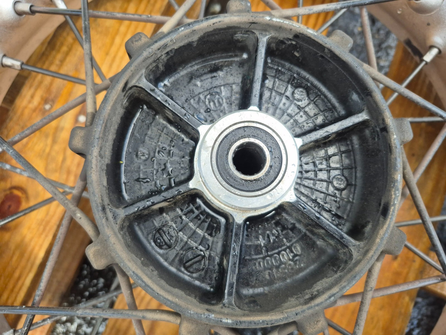 2018 Husqvarna Svartpilen 401 Wheel Rim W/tire Front & Rear Pair OEM