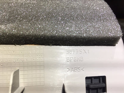 05 06 07 08 09 10 11 Volvo S40 Center Console Storage Tray Bin Box OEM