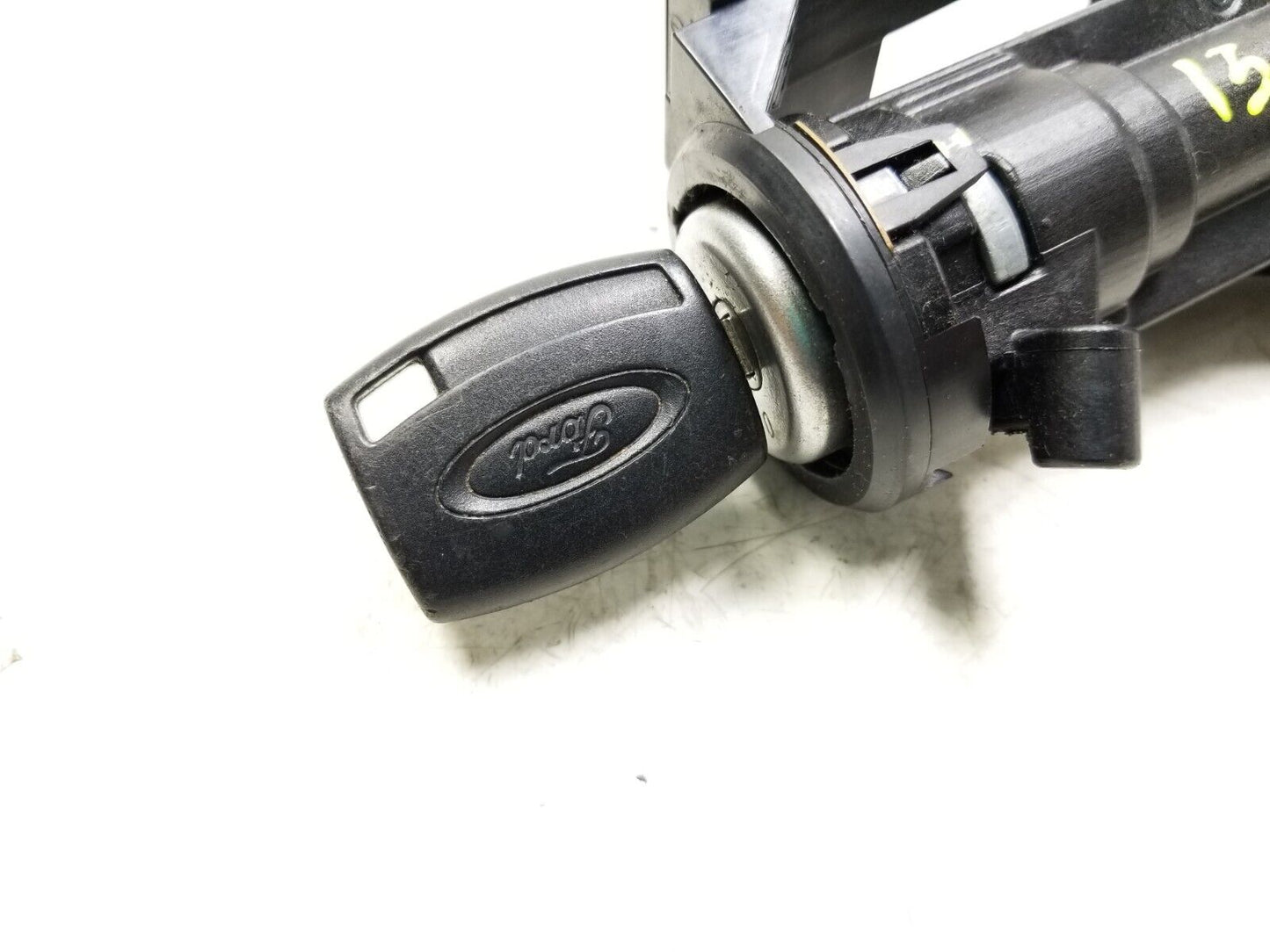 12 - 14 Ford Focus Igintion Switch With Key OEM
