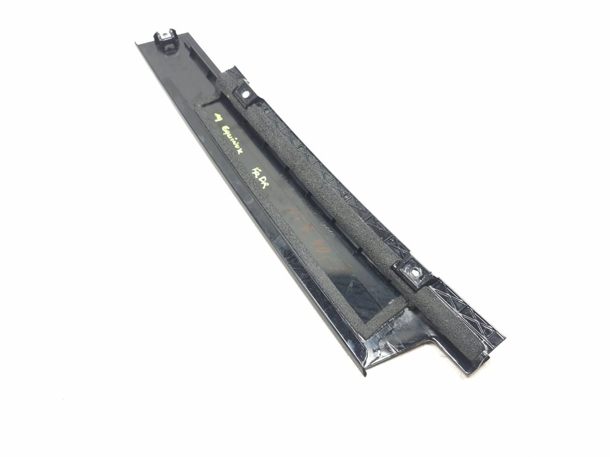2019 Chevrolet Equinox B Pillar Applique Trim Molding Left Driver Side OEM