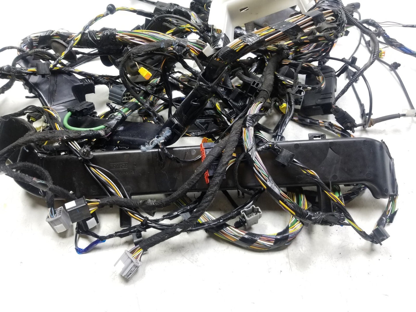 2013 Ford Focus Interior Body Wire Harness W/ Fuse Box OEM