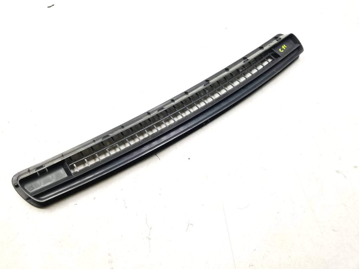 2008 - 2015 Nissan Rogue Dash Upper Defrost Grille Air Vent OEM
