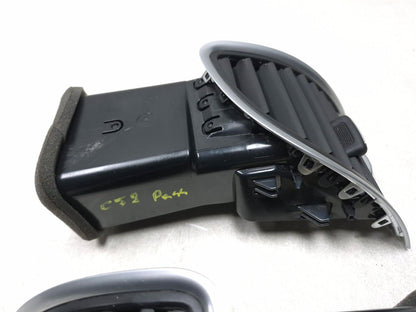 2018 Chrysler 300 Limited AWD Front Dash Right & Left Air Vent Trim Pair OEM