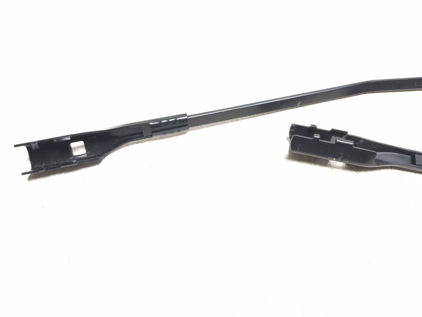 2021 Alfa Romeo Giulia Windshield Wiper Arm Pair Oem✅