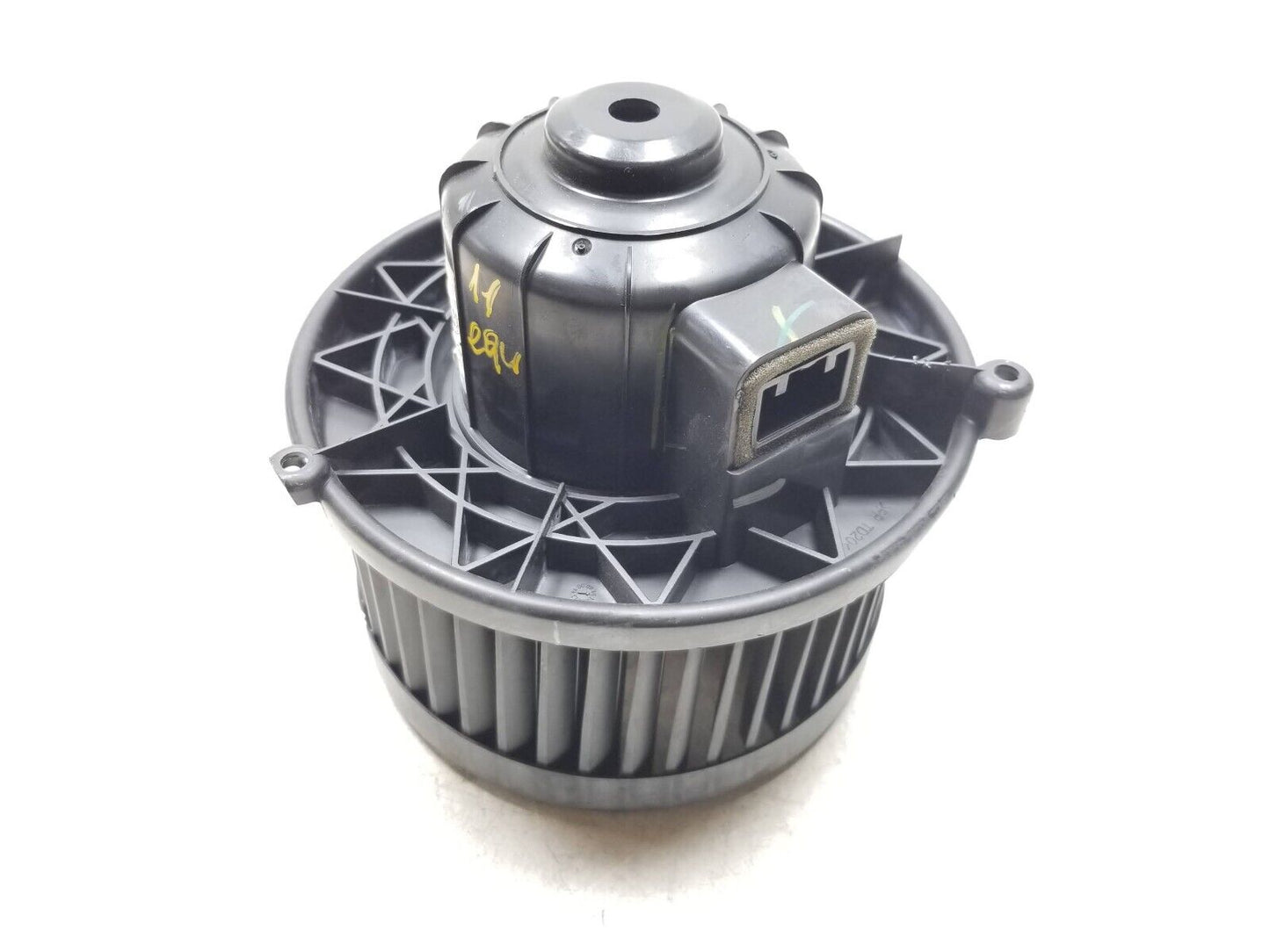2010 - 2017 Chevrolet Equinox Ac Heater Blower Motor OEM
