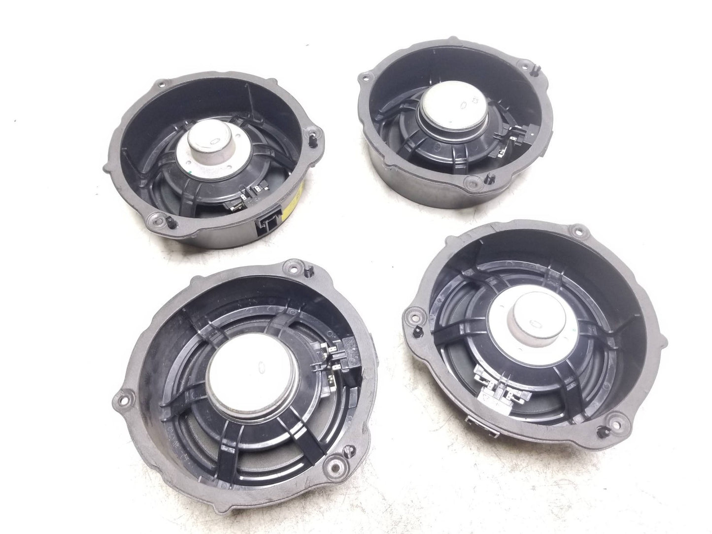 2017 Jaguar Xe Door Audio Speaker OEM Gx73-18808-db