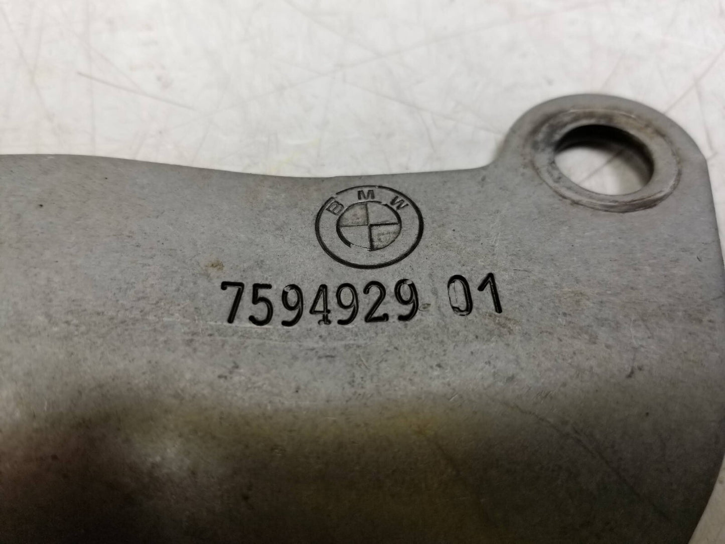 2007 - 2013 BMW X5 E70 Exhaust Pipe Upper Support Mount Bracket OEM