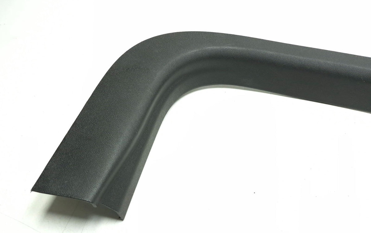 2019 Chevrolet Camaro Front Left Driver Door Sill Scuff Plate Trim OEM