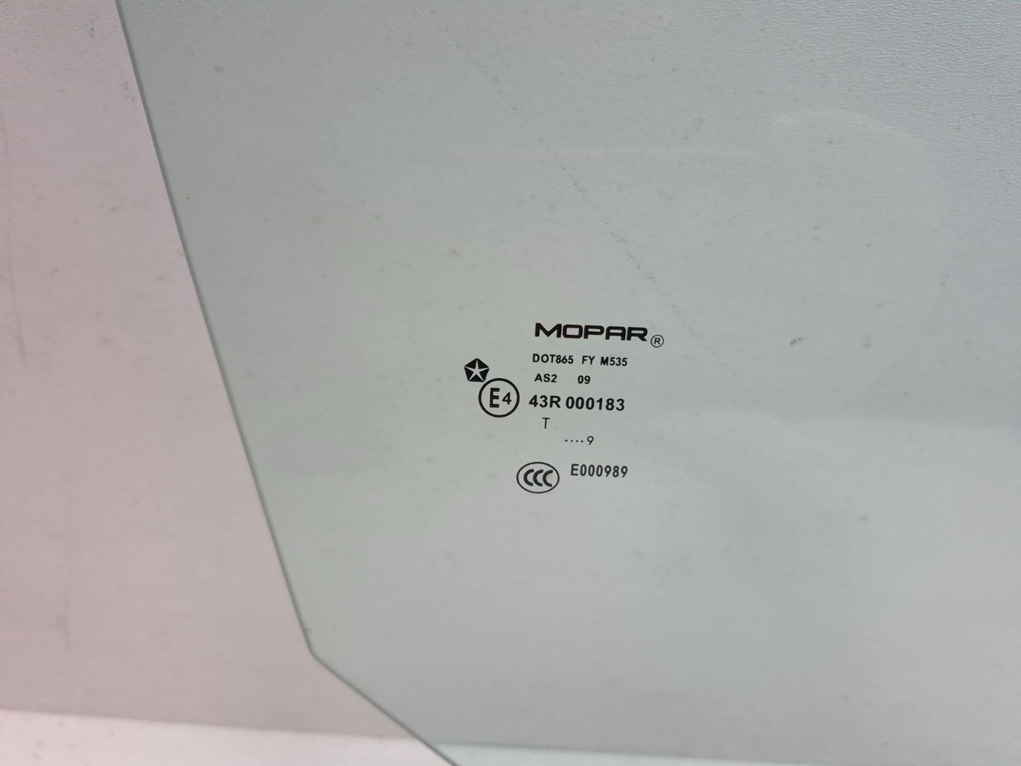 2010 Dodge Caliber Sxt Door Window Glass Front Right Passenger Side OEM