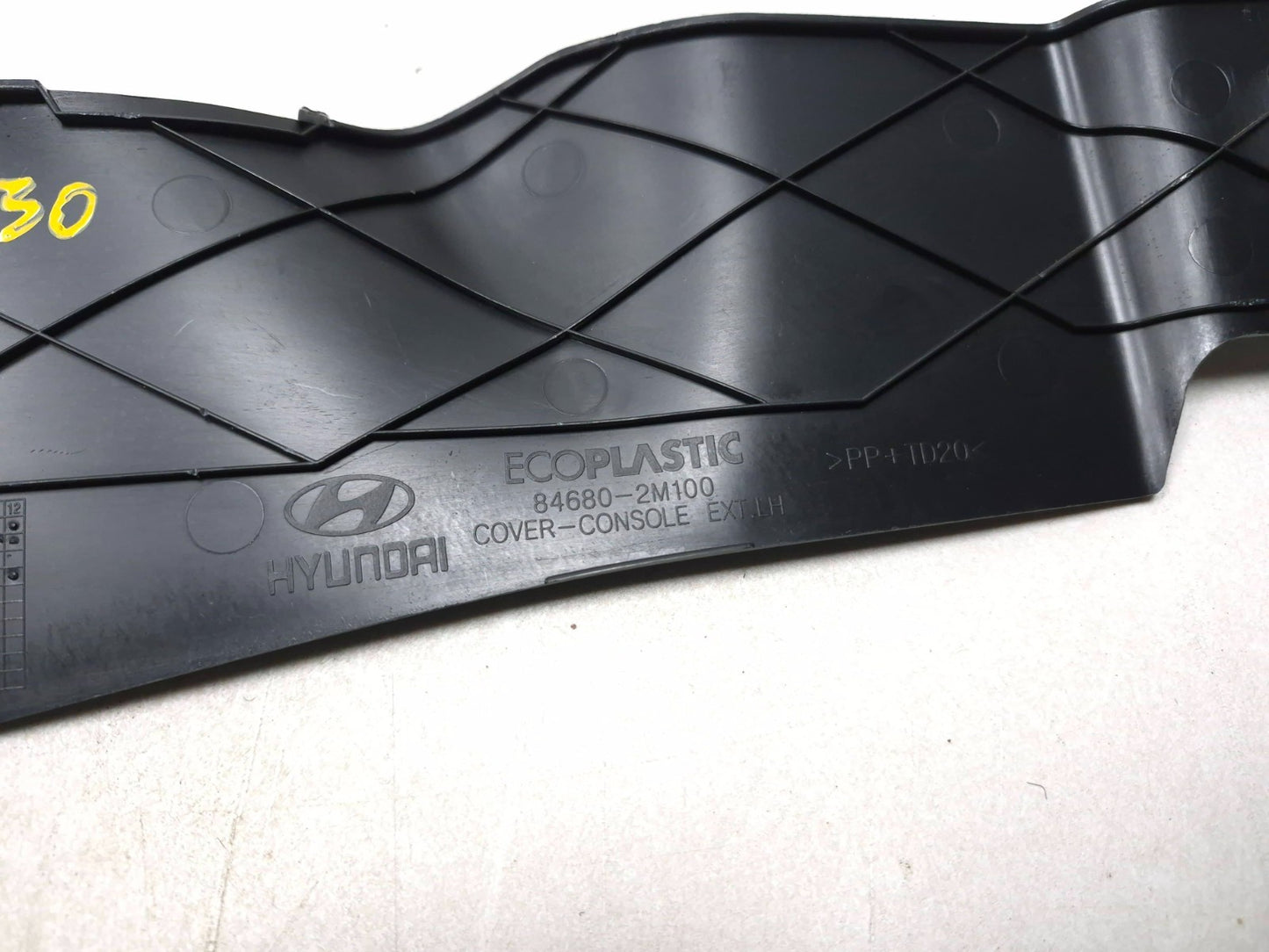 2013 Hyundai Genesis Coupe Center Console Cover Trim Left & Right OEM