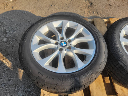 2014 BMW X5 F15 Wheel Rim 19x9j & Tire 255/50r19 Continental. 2 Wheels
