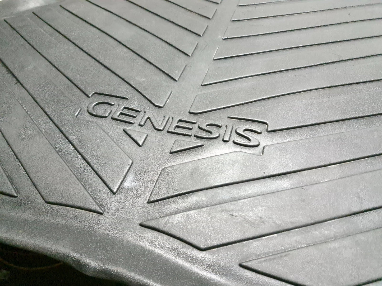 2009 Hyundai Genesis 4.6l V8 Cargo Trunk Floor Mat Liner OEM