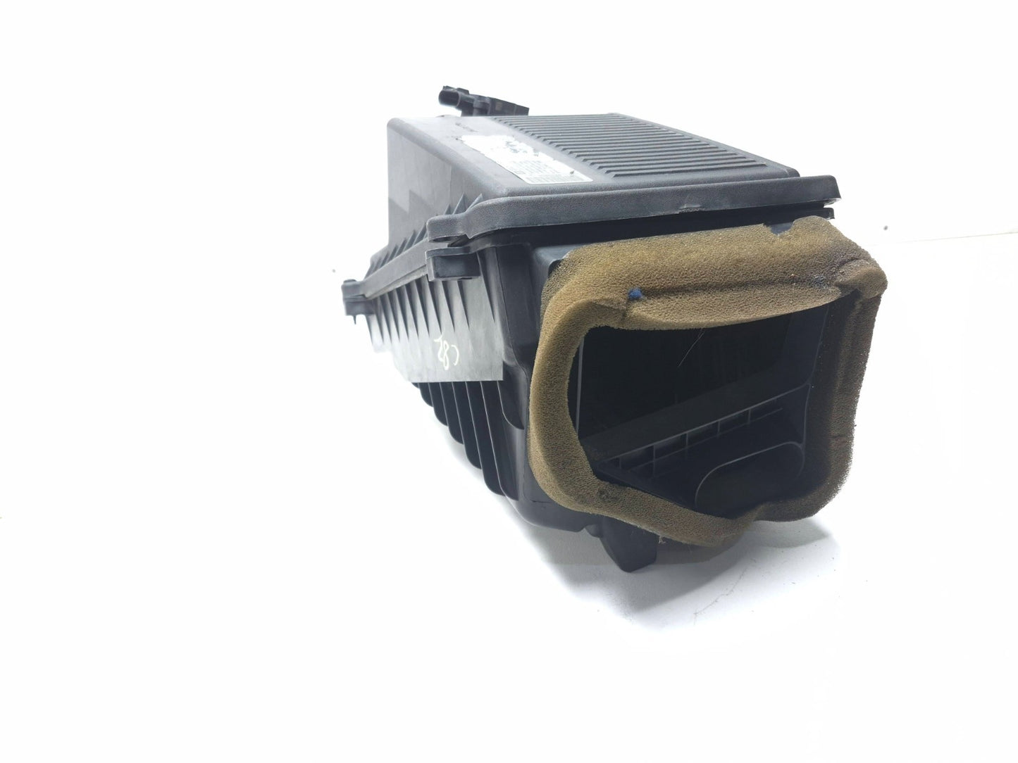 2013 Cadillac Escalade Air Box Cleaner Filter Housing OEM