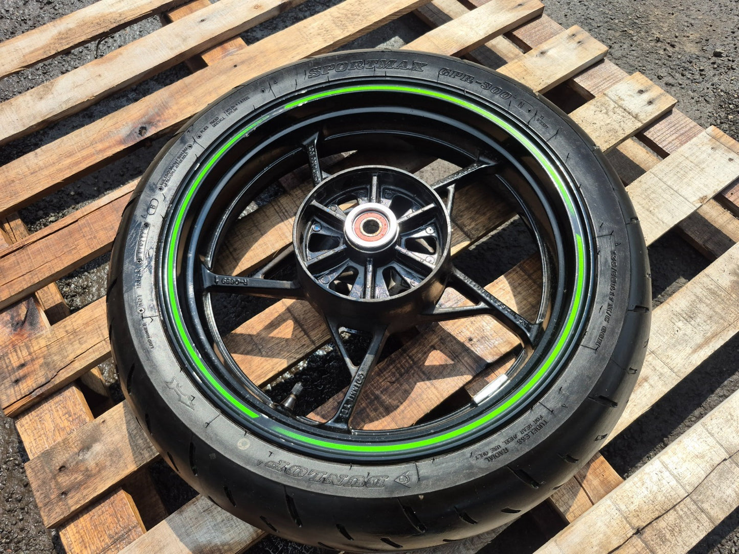 2023 Kawasaki Ninja 400 Ex400 Rear Wheel Rim & Tire  OEM